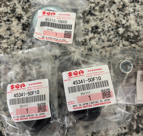 New genuine suzuki bushing - new,
